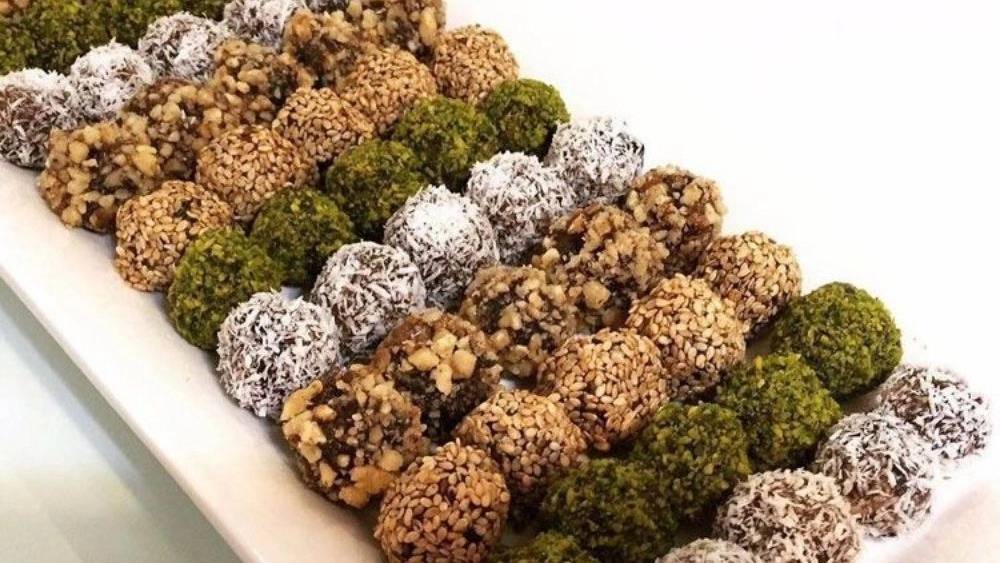 کاربرد شیره خرما در انواع غذاها کاربرد شیره خرما در انواع غذاها